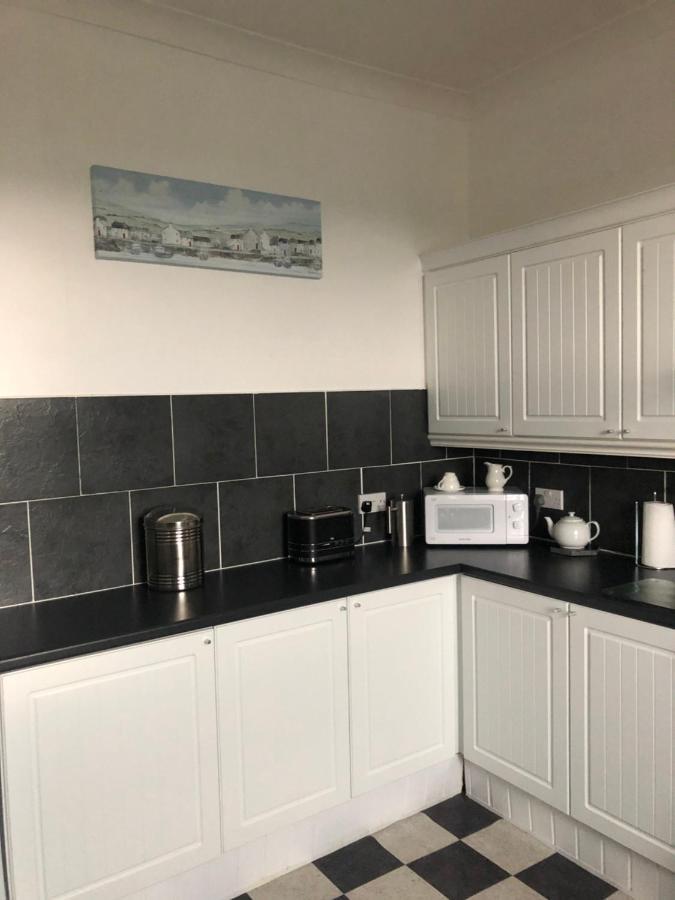 Captivating 2-Bed Apartment In Isle Of Bute Rothesay Εξωτερικό φωτογραφία