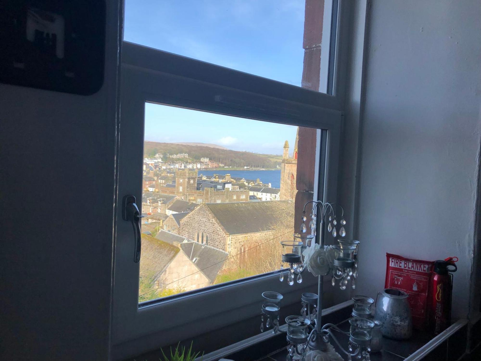 Captivating 2-Bed Apartment In Isle Of Bute Rothesay Εξωτερικό φωτογραφία