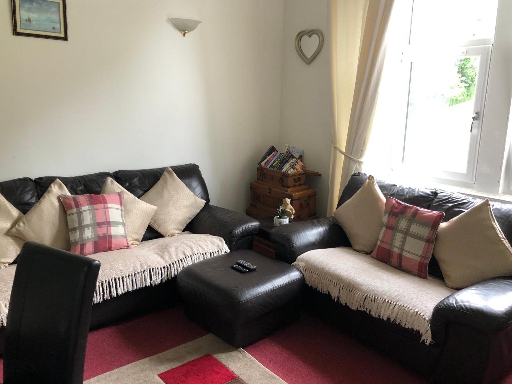 Captivating 2-Bed Apartment In Isle Of Bute Rothesay Εξωτερικό φωτογραφία